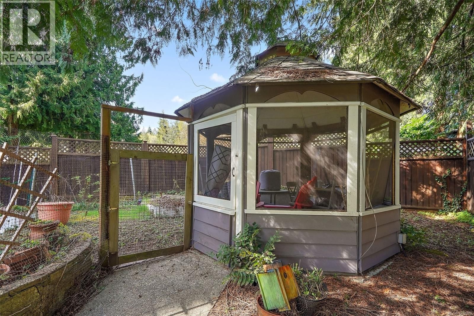 8636 SENTINEL PLACE Image 33