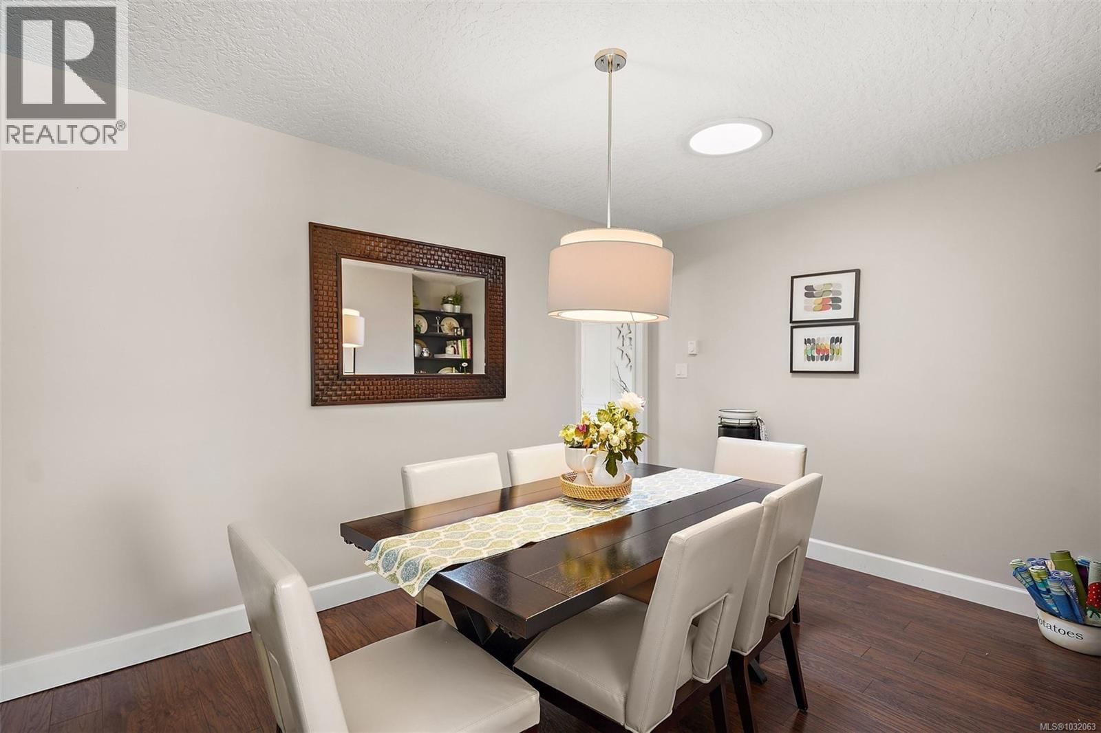 8636 SENTINEL PLACE Image 8