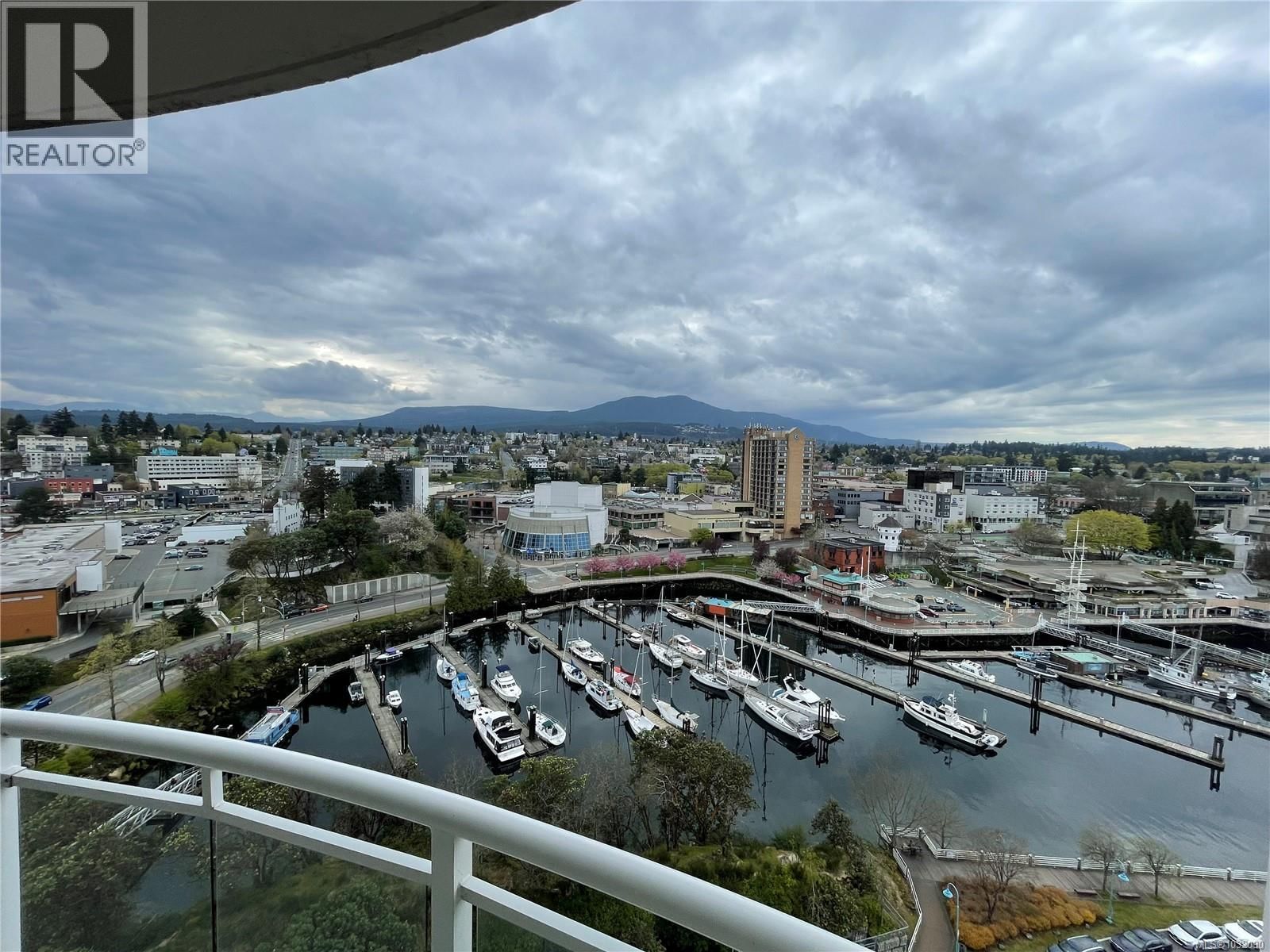1603 154 Promenade Drive property photo