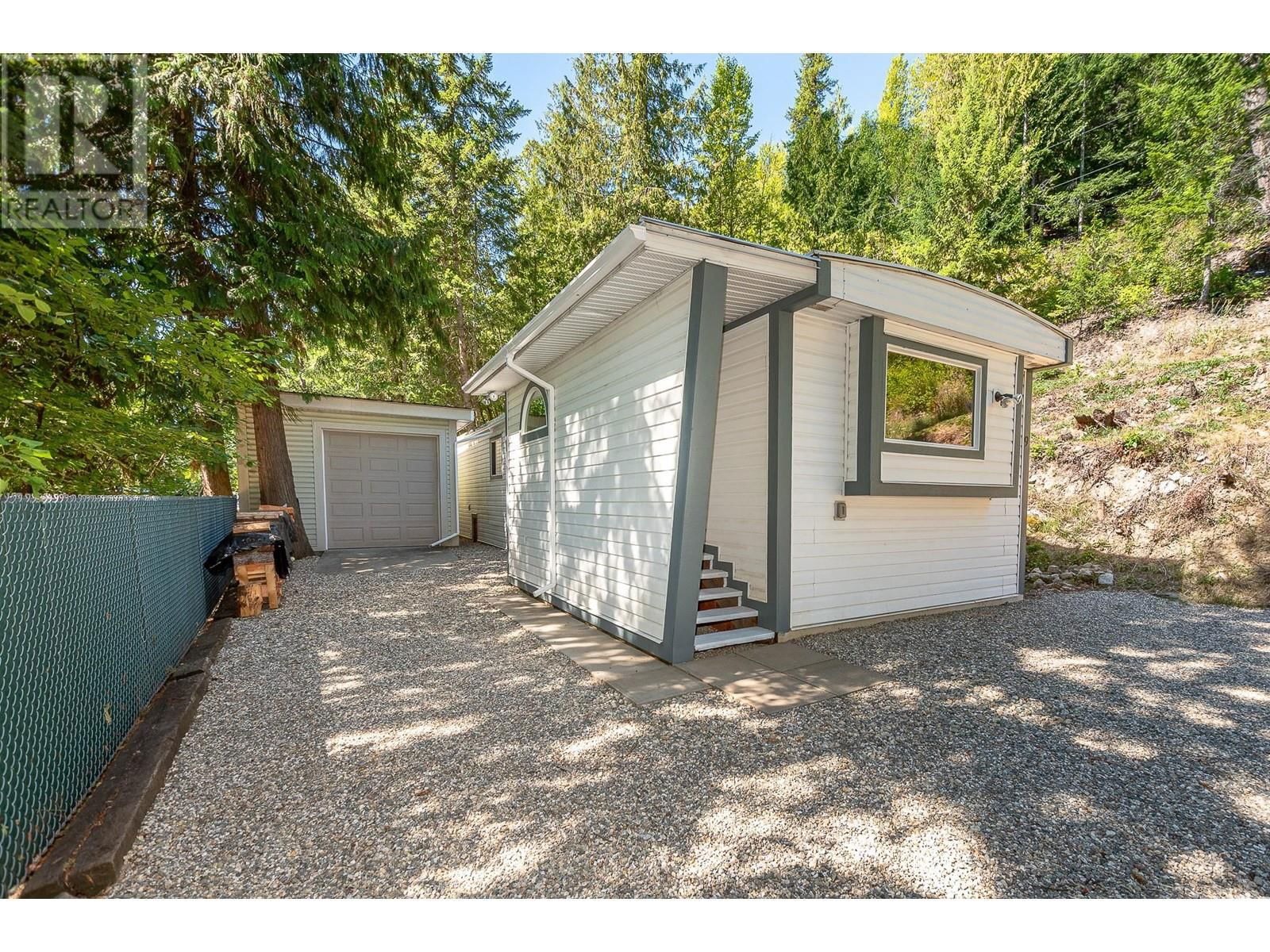 2036 Solsqua-Sicamous Road Unit# 9 Image 1