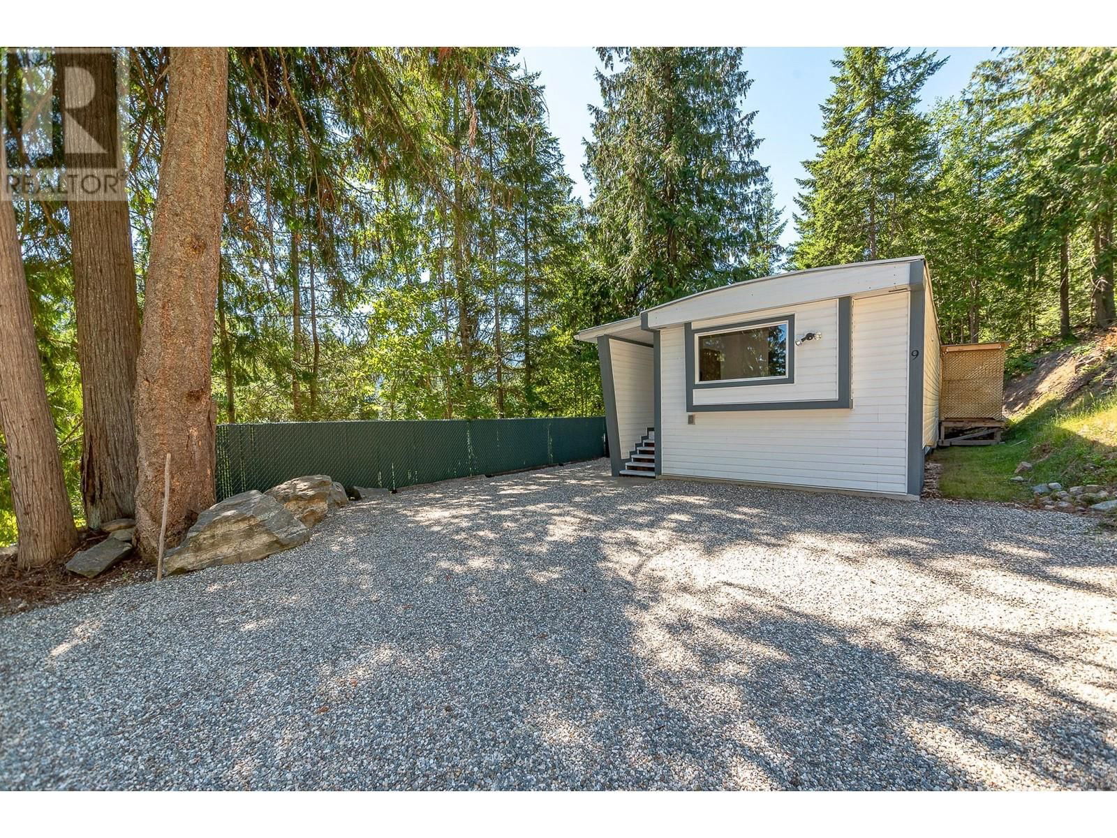 2036 Solsqua-Sicamous Road Unit# 9 Image 6