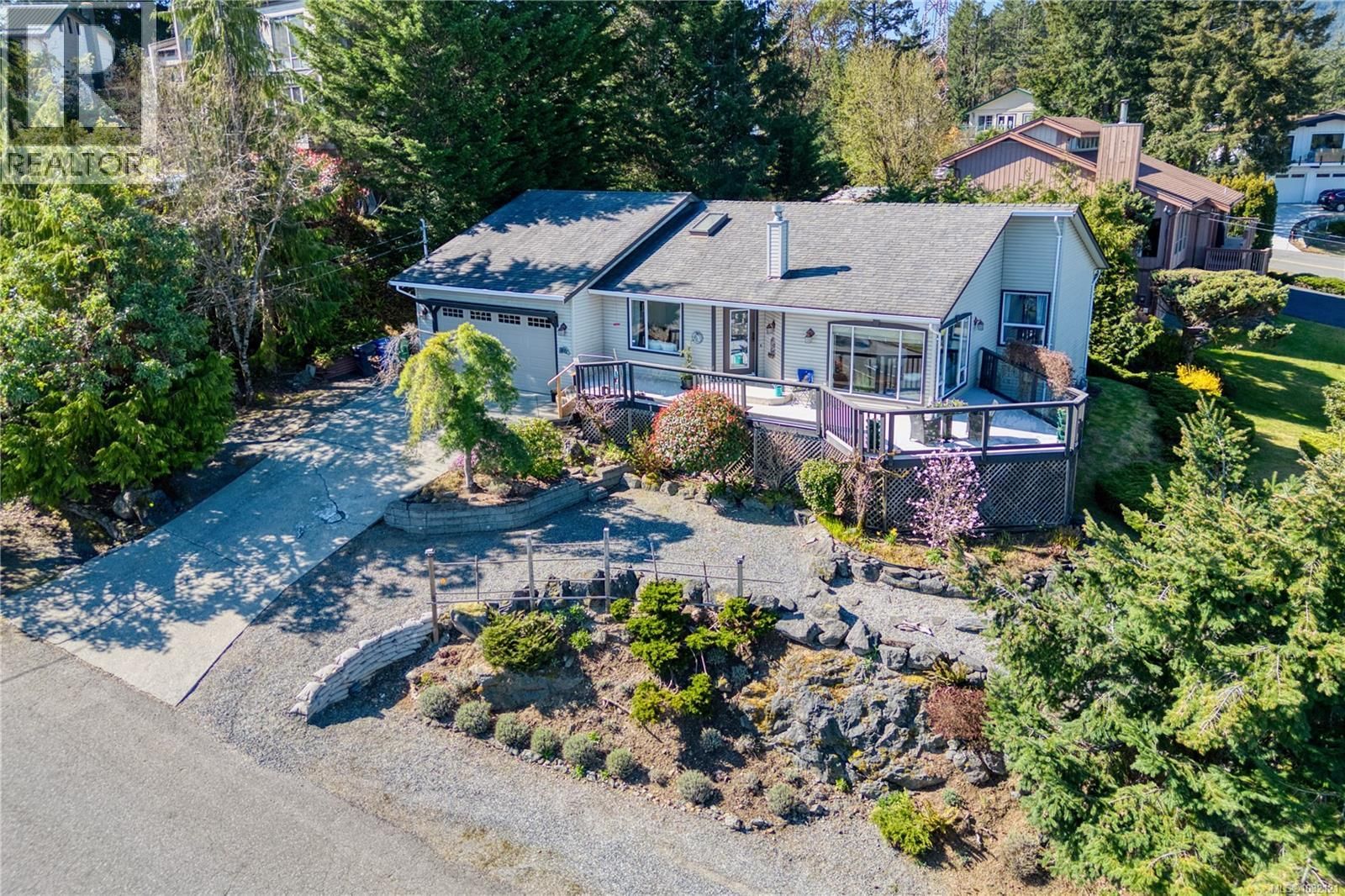1277 Selkirk Drive property photo