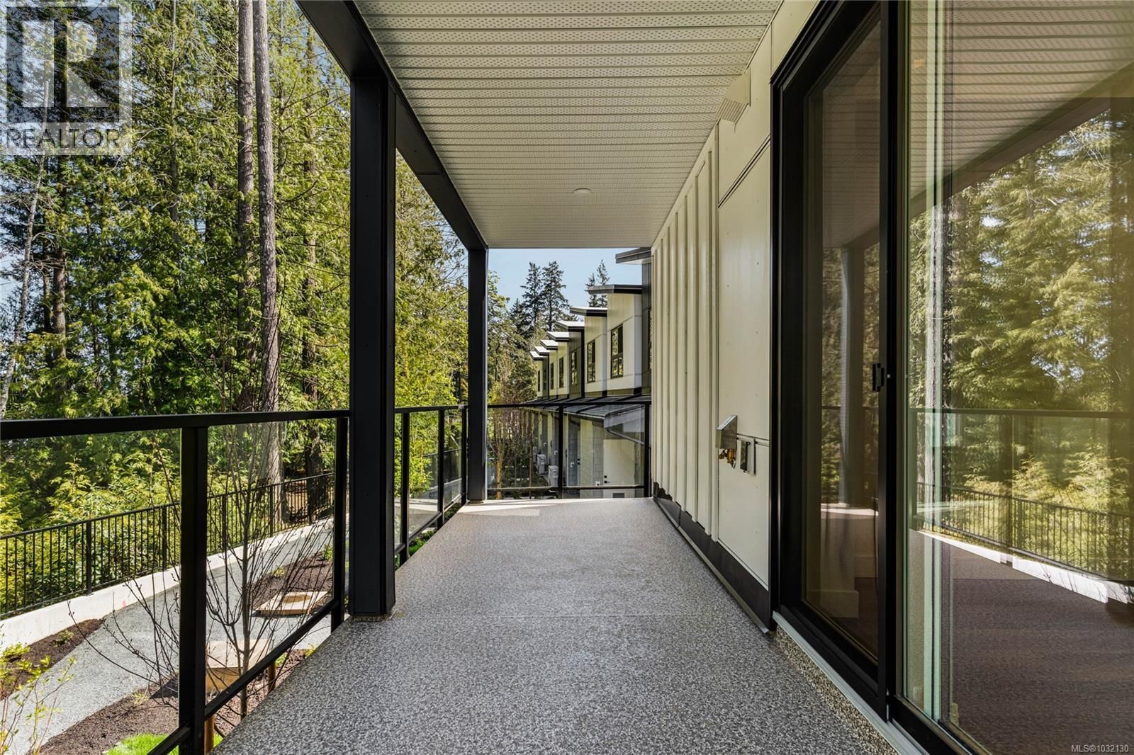 2821 CASTER PLACE Image 29