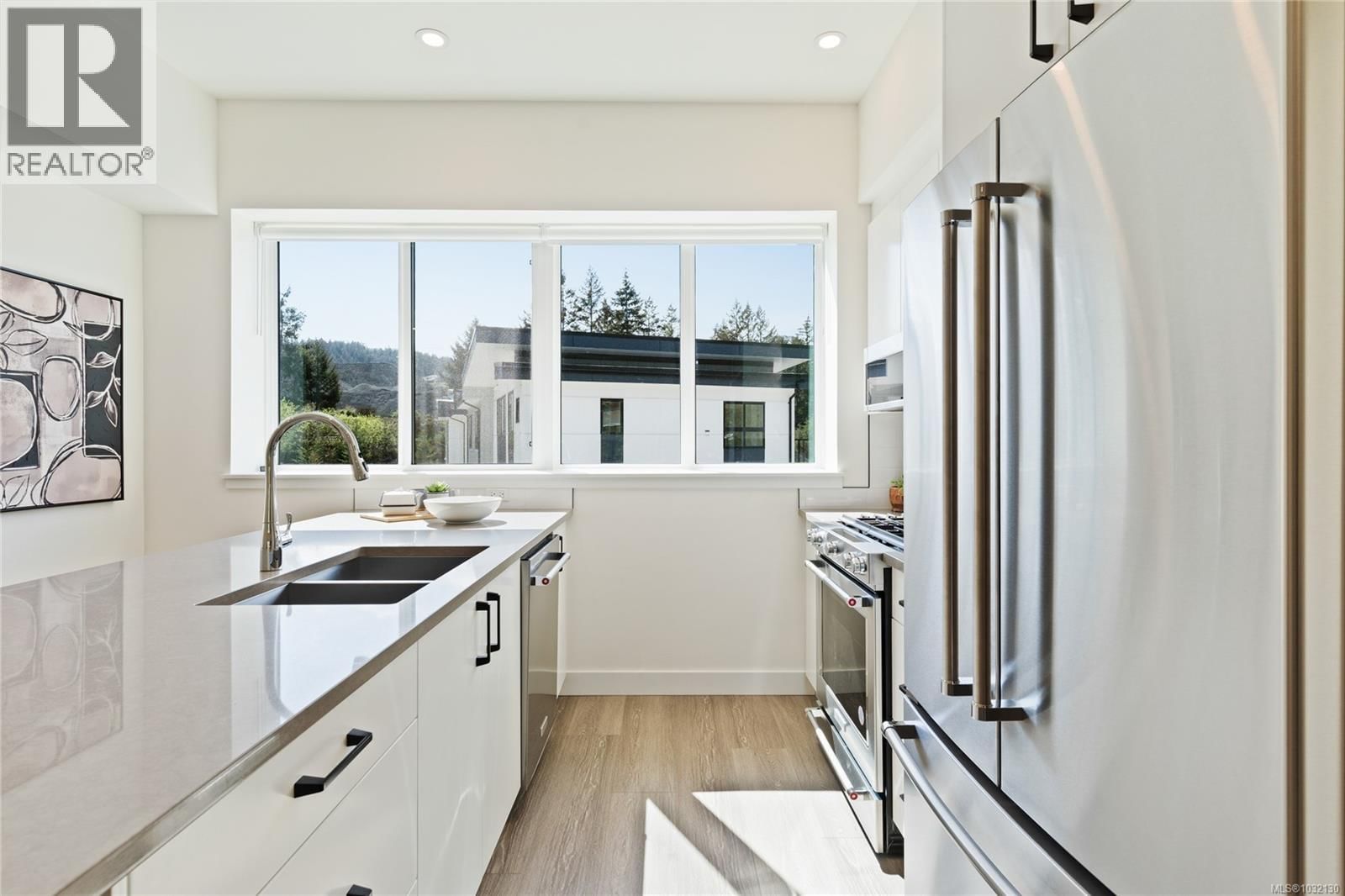 2821 CASTER PLACE Image 3