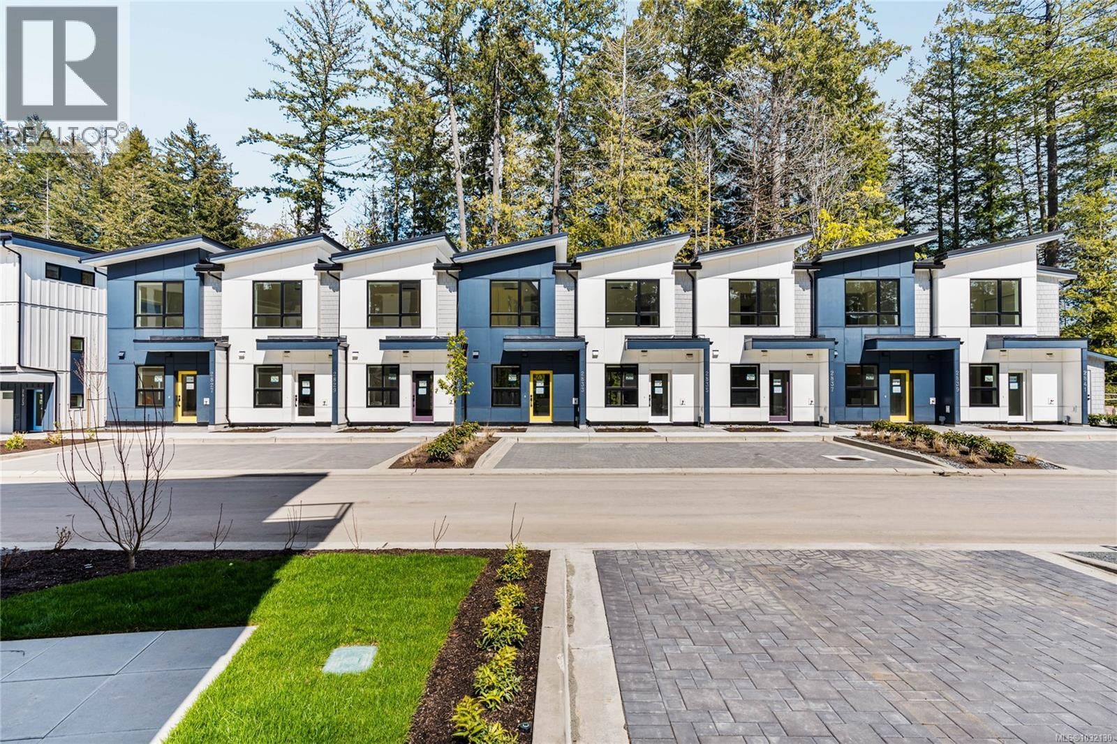 2821 CASTER PLACE Image 70