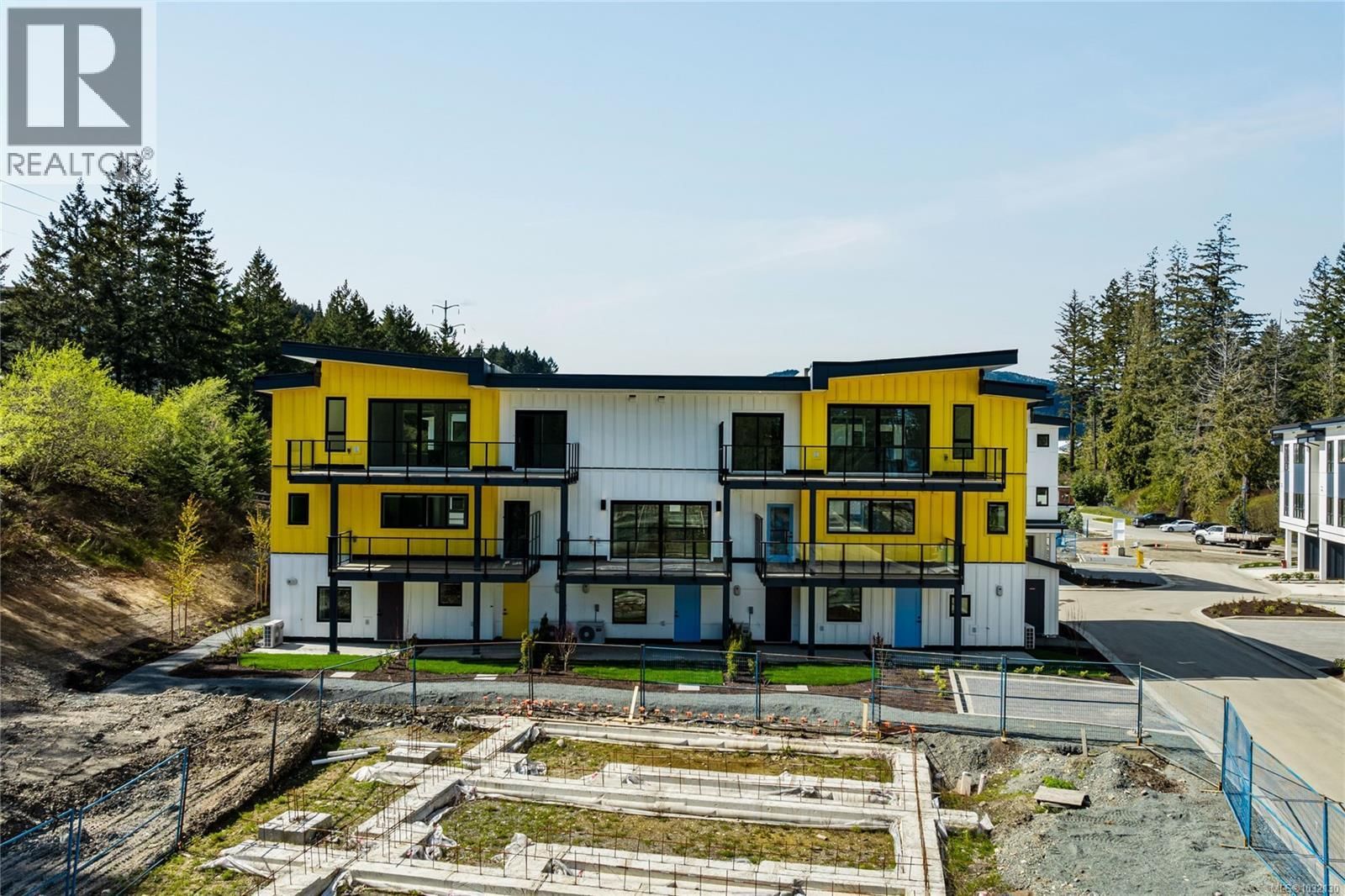 2821 CASTER PLACE Image 71