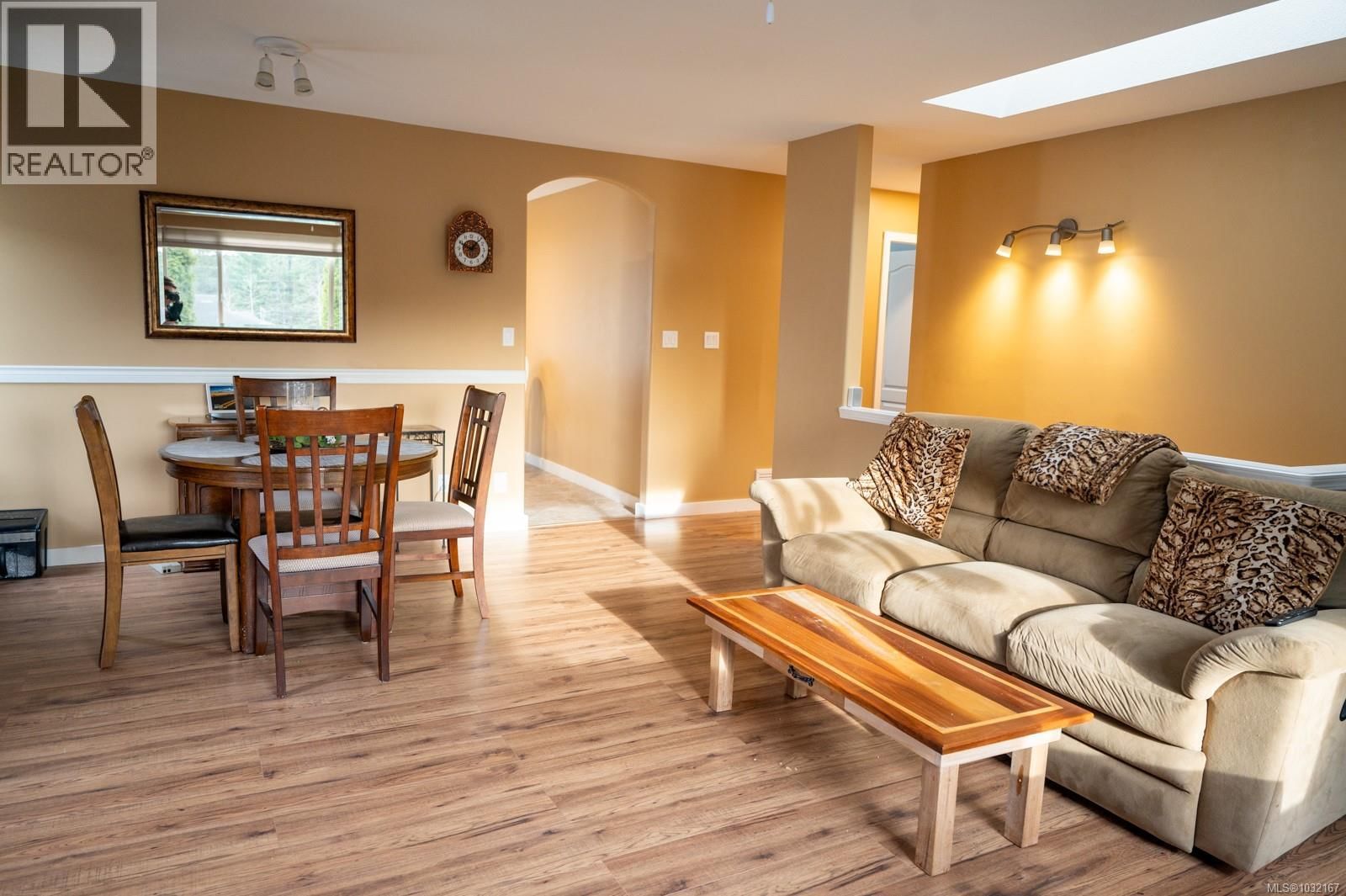 6614 Everest Drive property photo