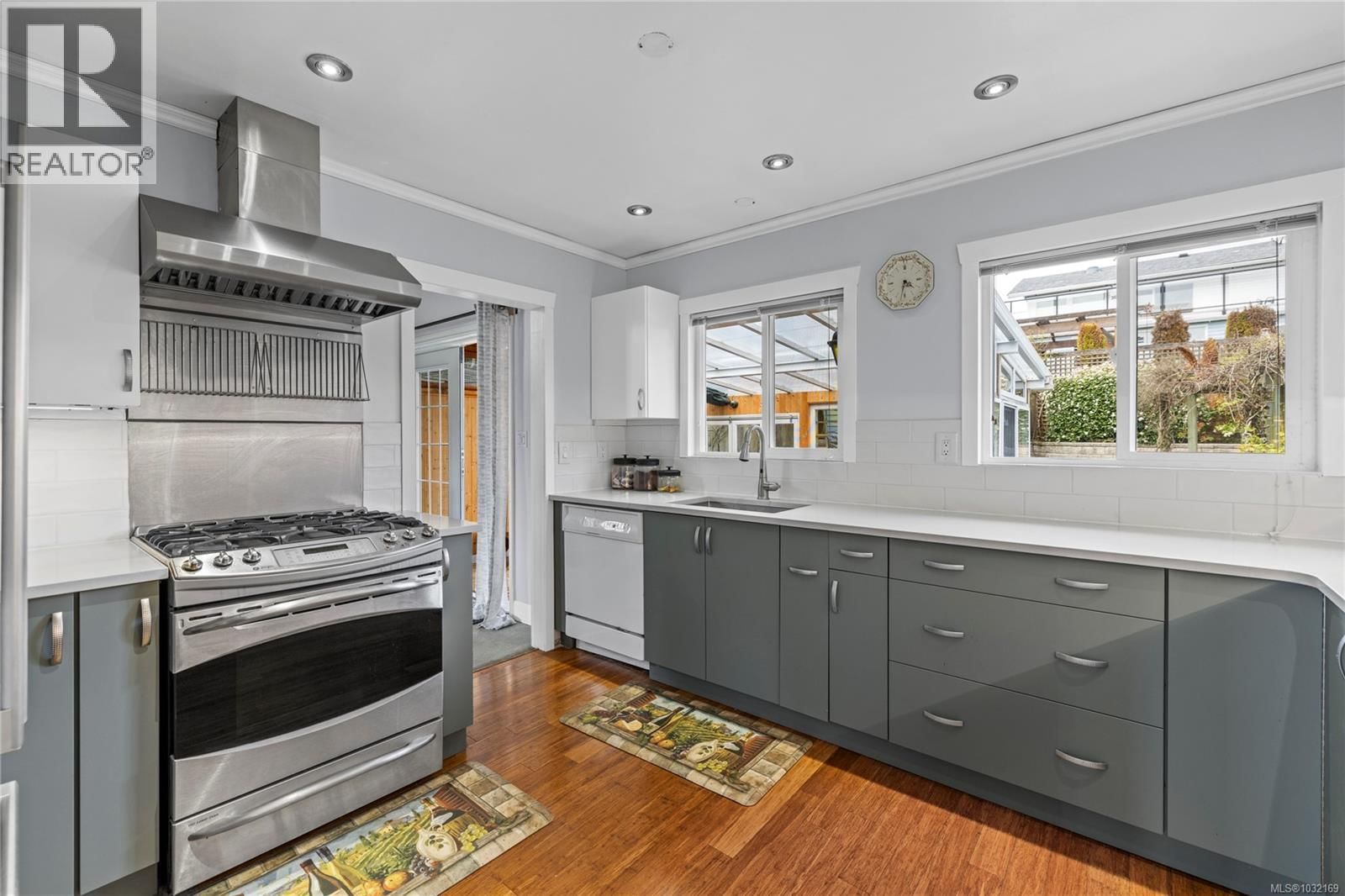 2875 HALIDAY CRESCENT Image 15