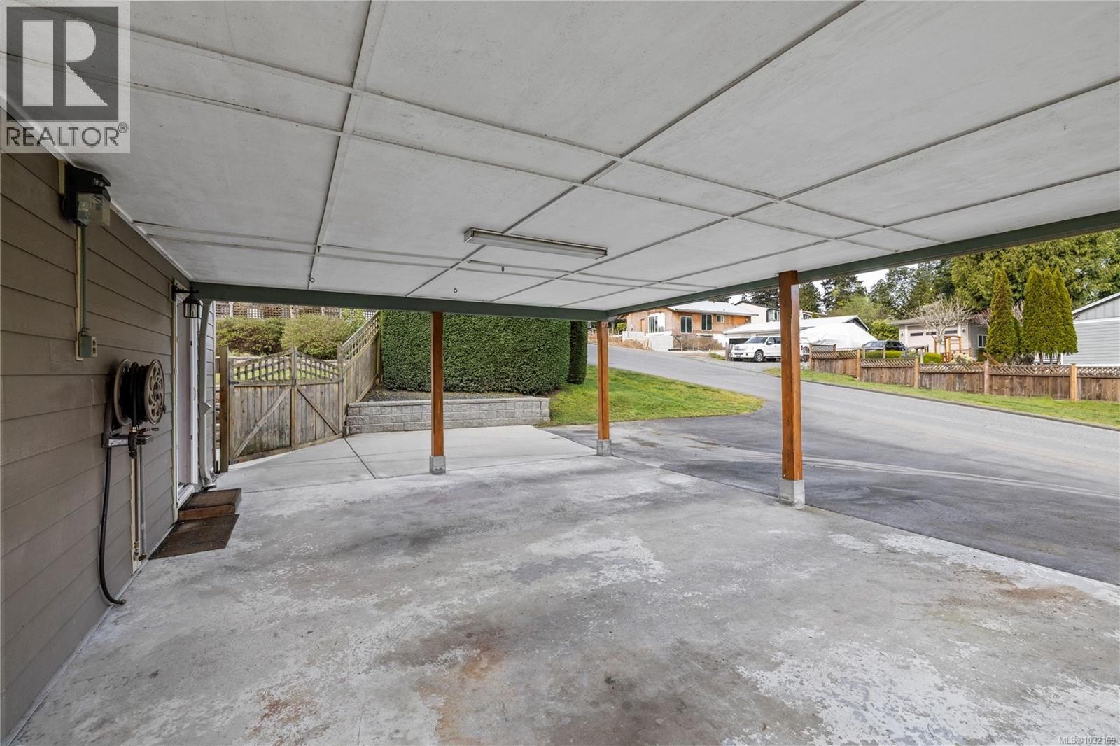 2875 HALIDAY CRESCENT Image 35