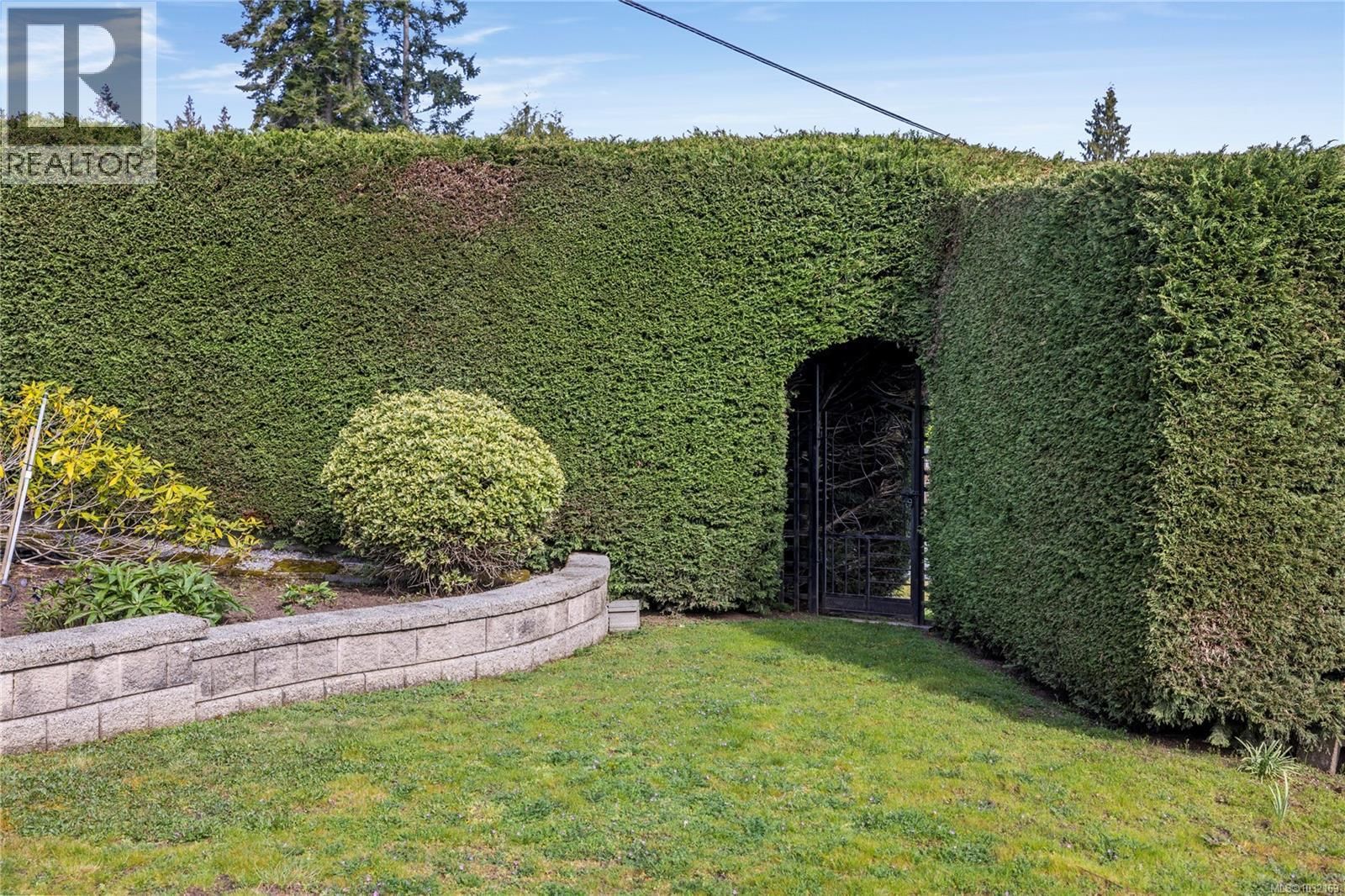 2875 HALIDAY CRESCENT Image 46