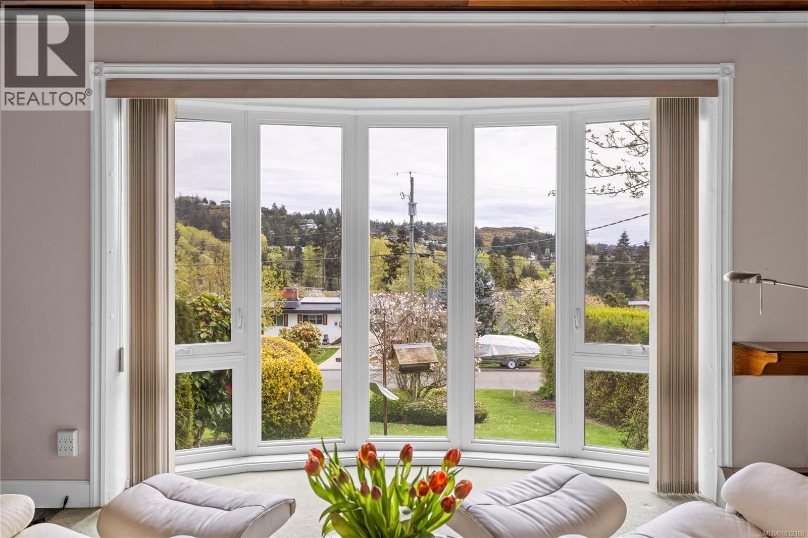 2875 HALIDAY CRESCENT Image 9