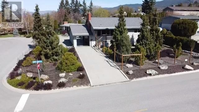 901 Barrington Avenue, Penticton, British Columbia (MLS 10321834)