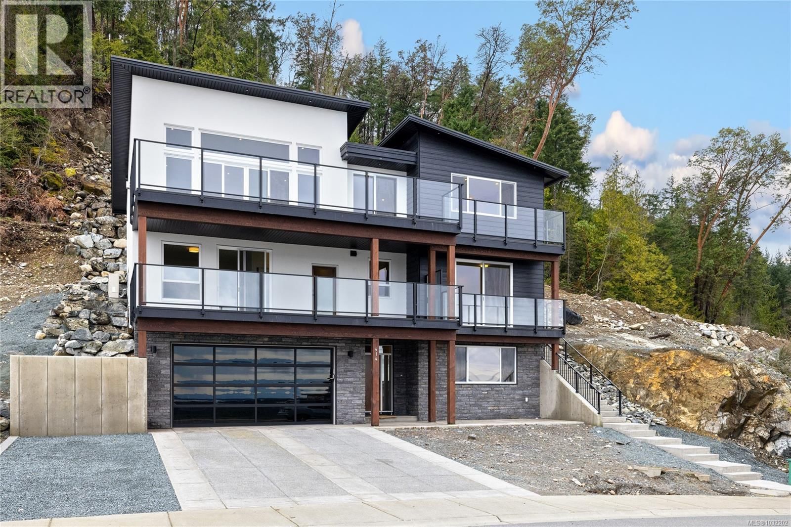 414 Thetis Drive property photo