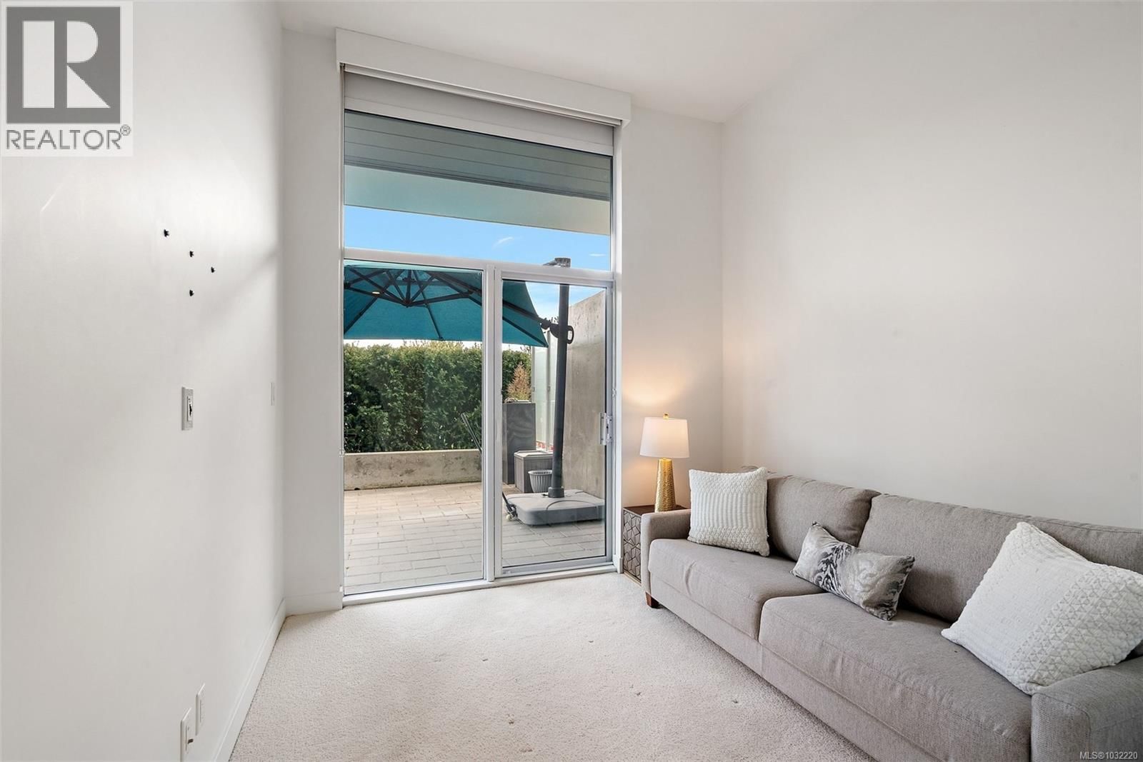 103 - 70 SAGHALIE ROAD Image 19