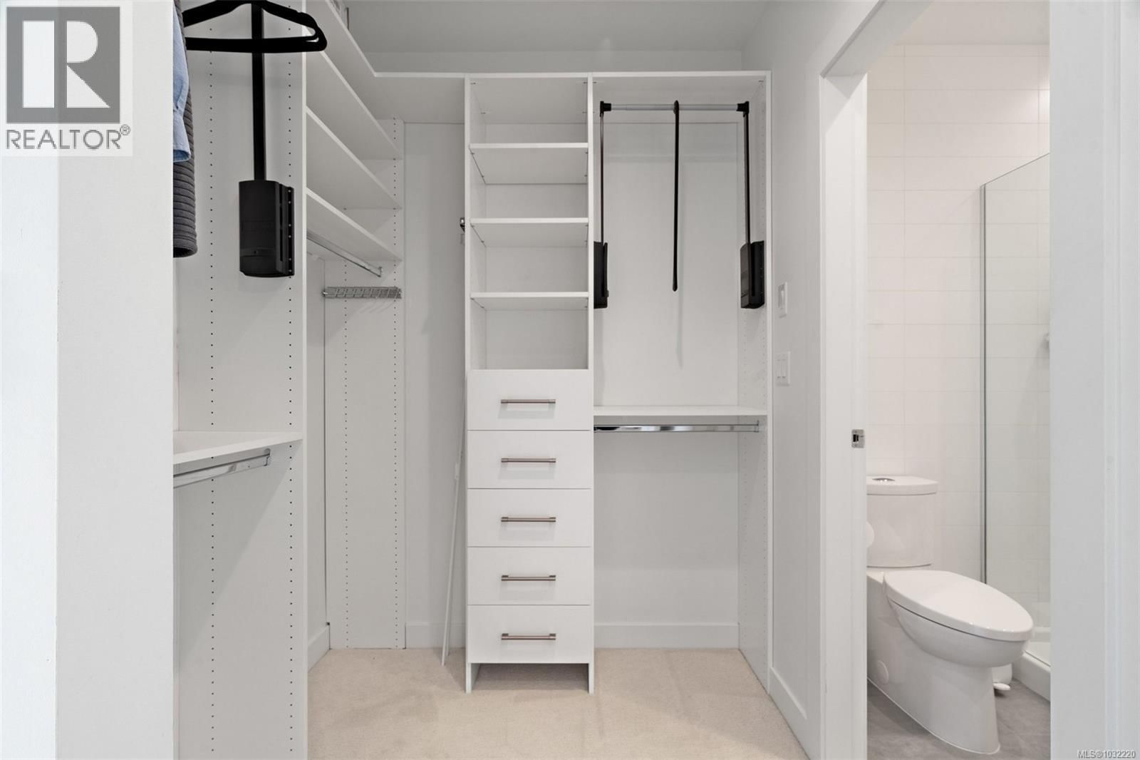 103 - 70 SAGHALIE ROAD Image 21