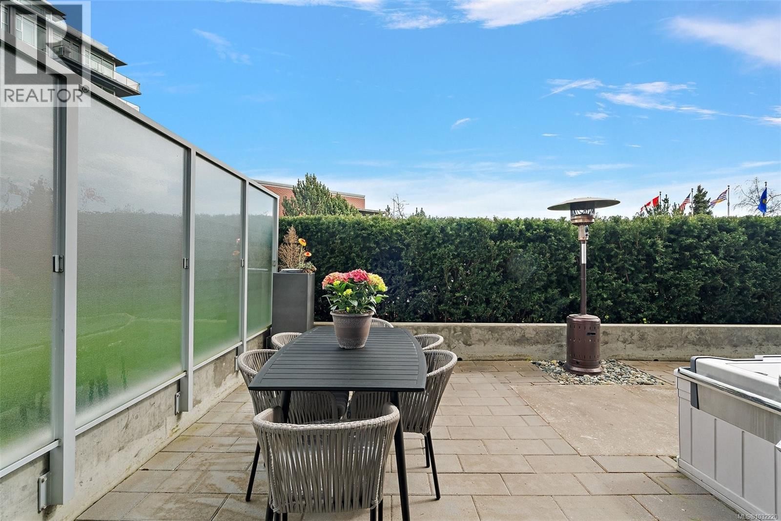 103 - 70 SAGHALIE ROAD Image 24