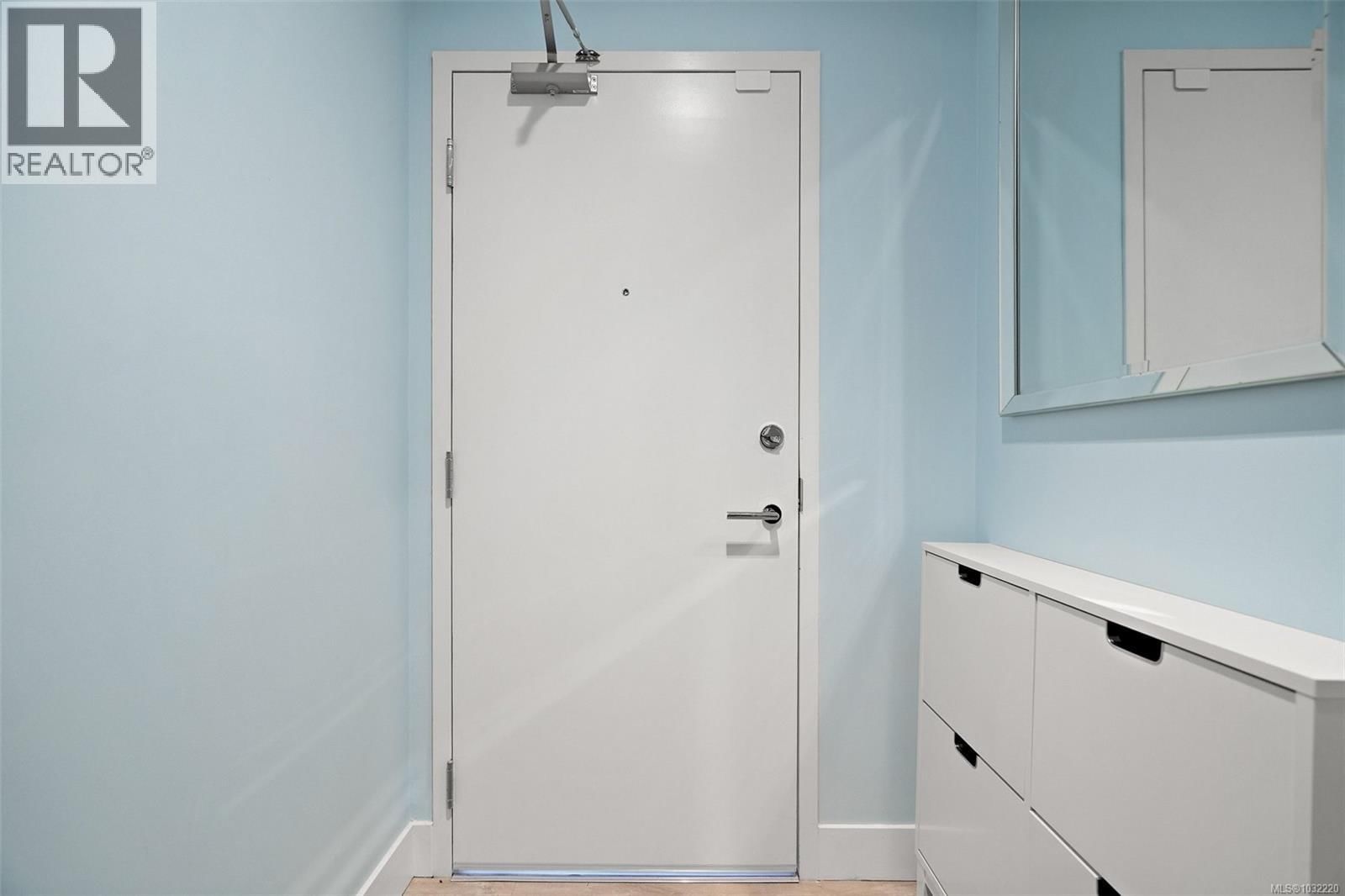 103 - 70 SAGHALIE ROAD Image 27