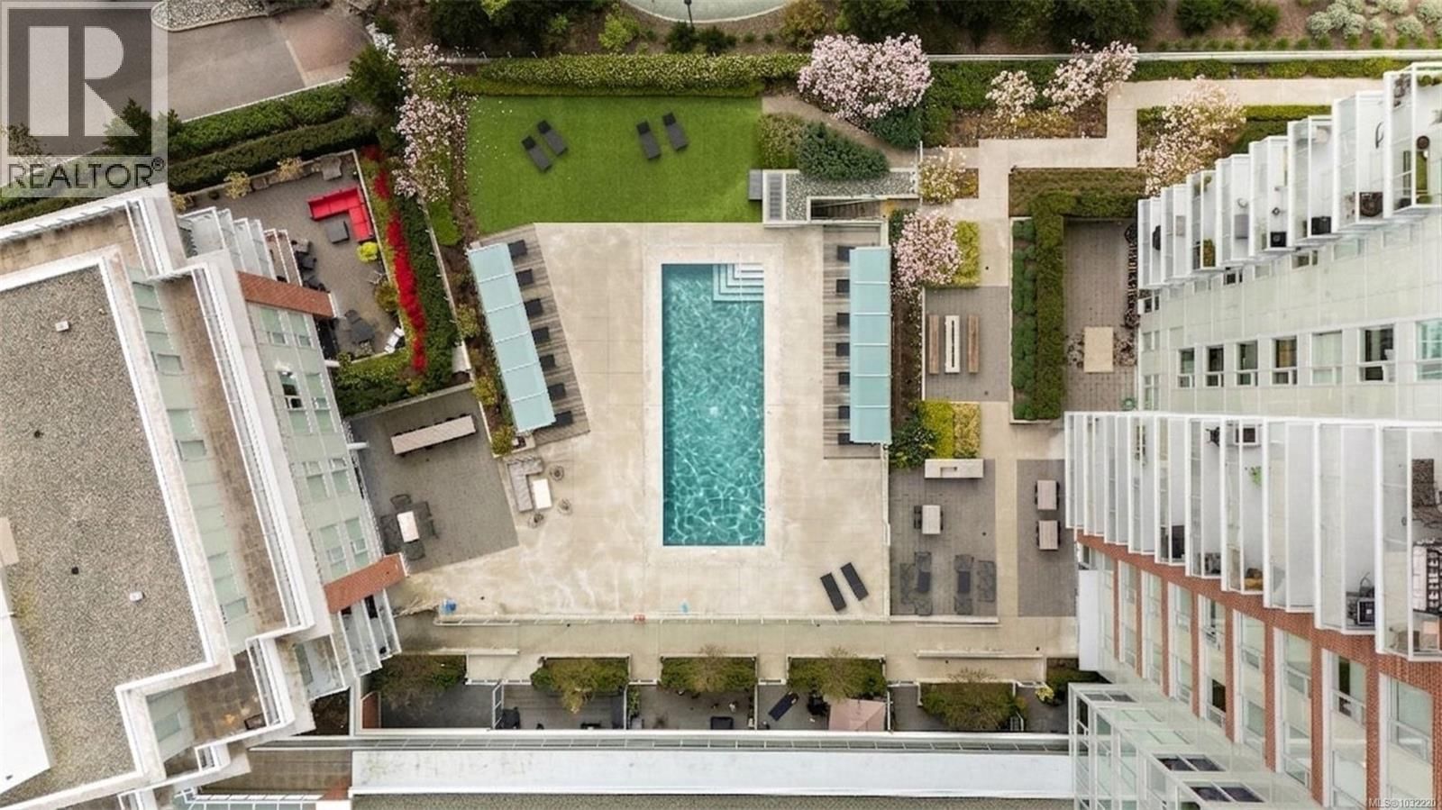 103 - 70 SAGHALIE ROAD Image 30