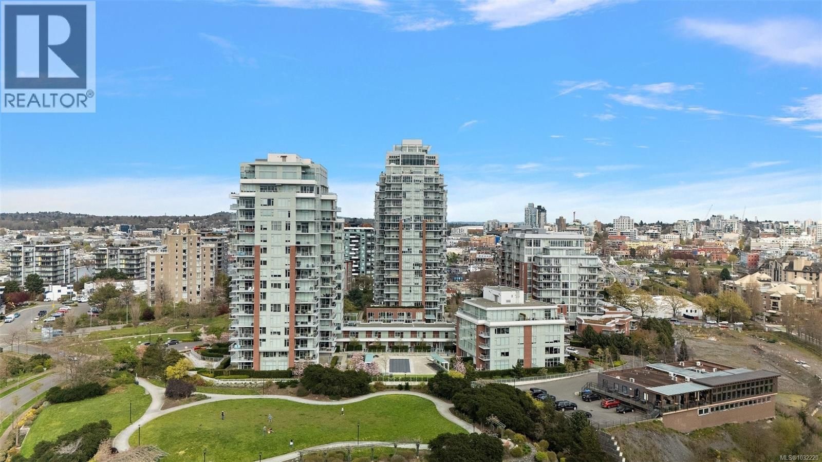 103 - 70 SAGHALIE ROAD Image 32