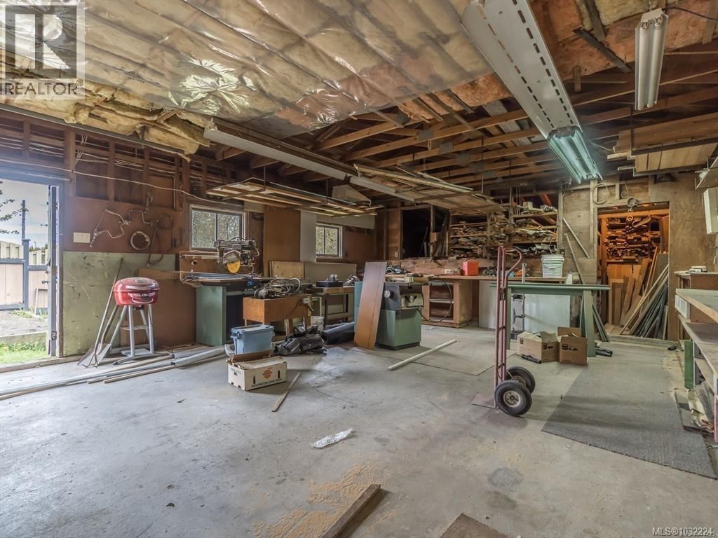 18 GILLESPIE STREET SOUTH Image 31