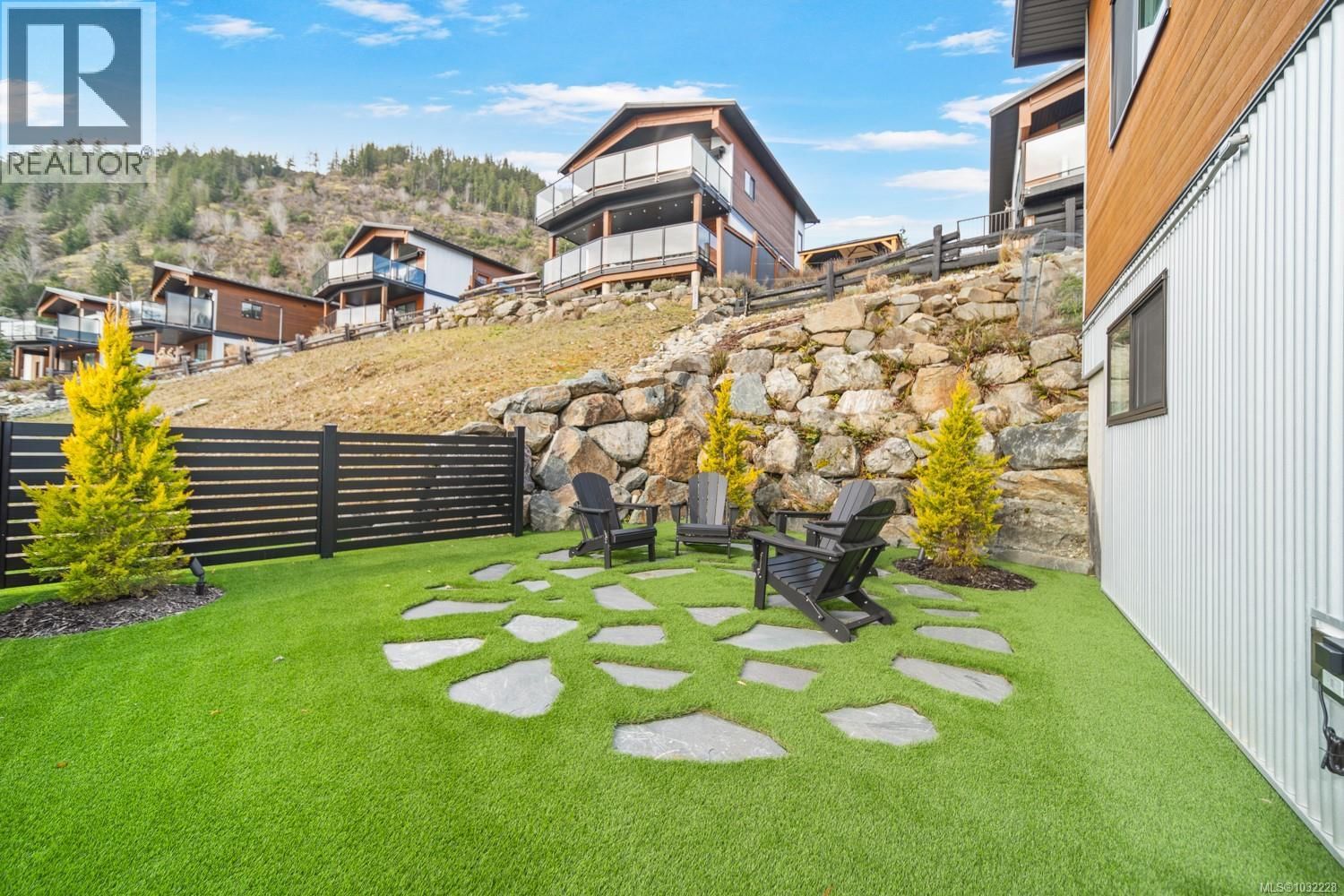 7405 COTTAGE WAY Image 12