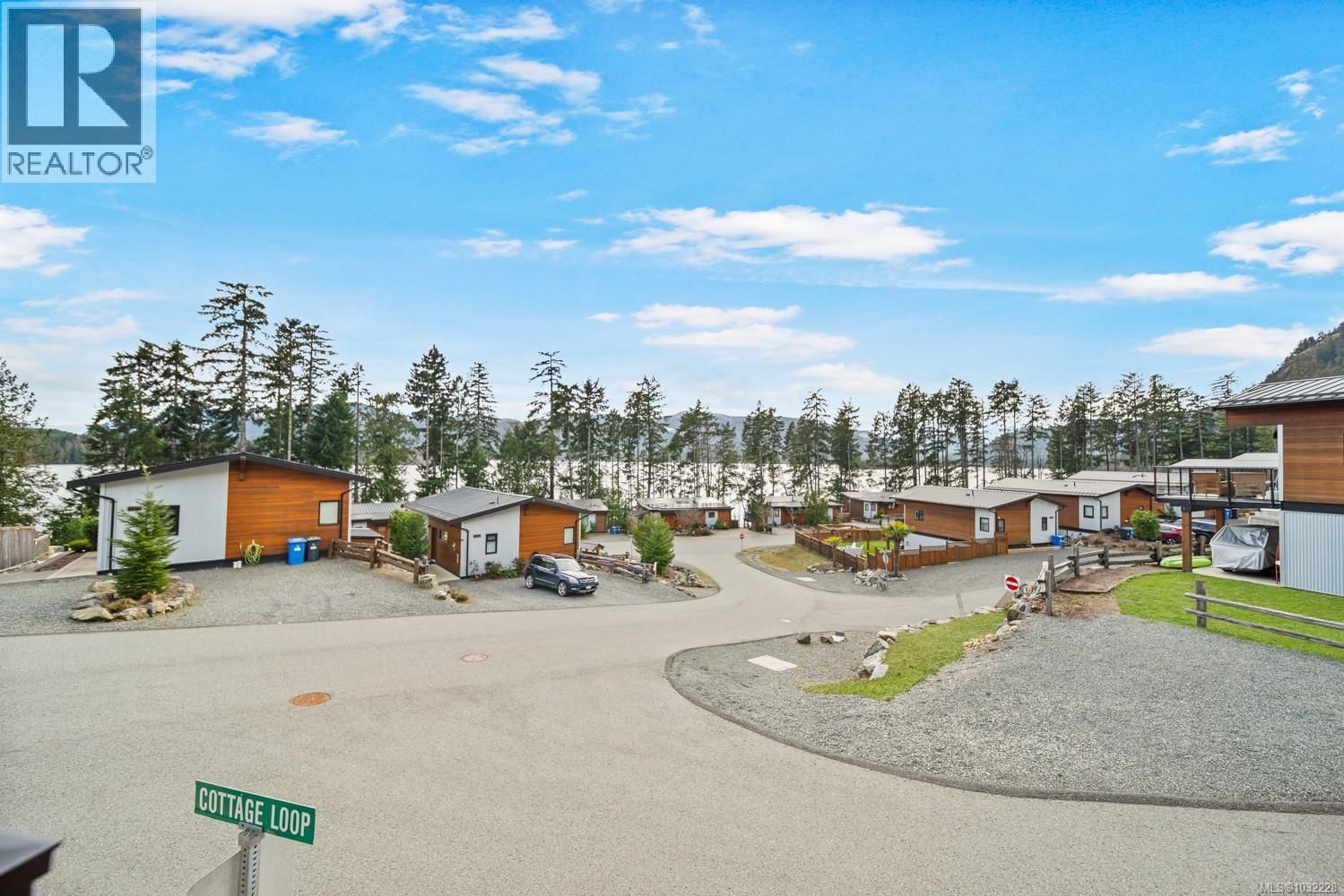 7405 COTTAGE WAY Image 14