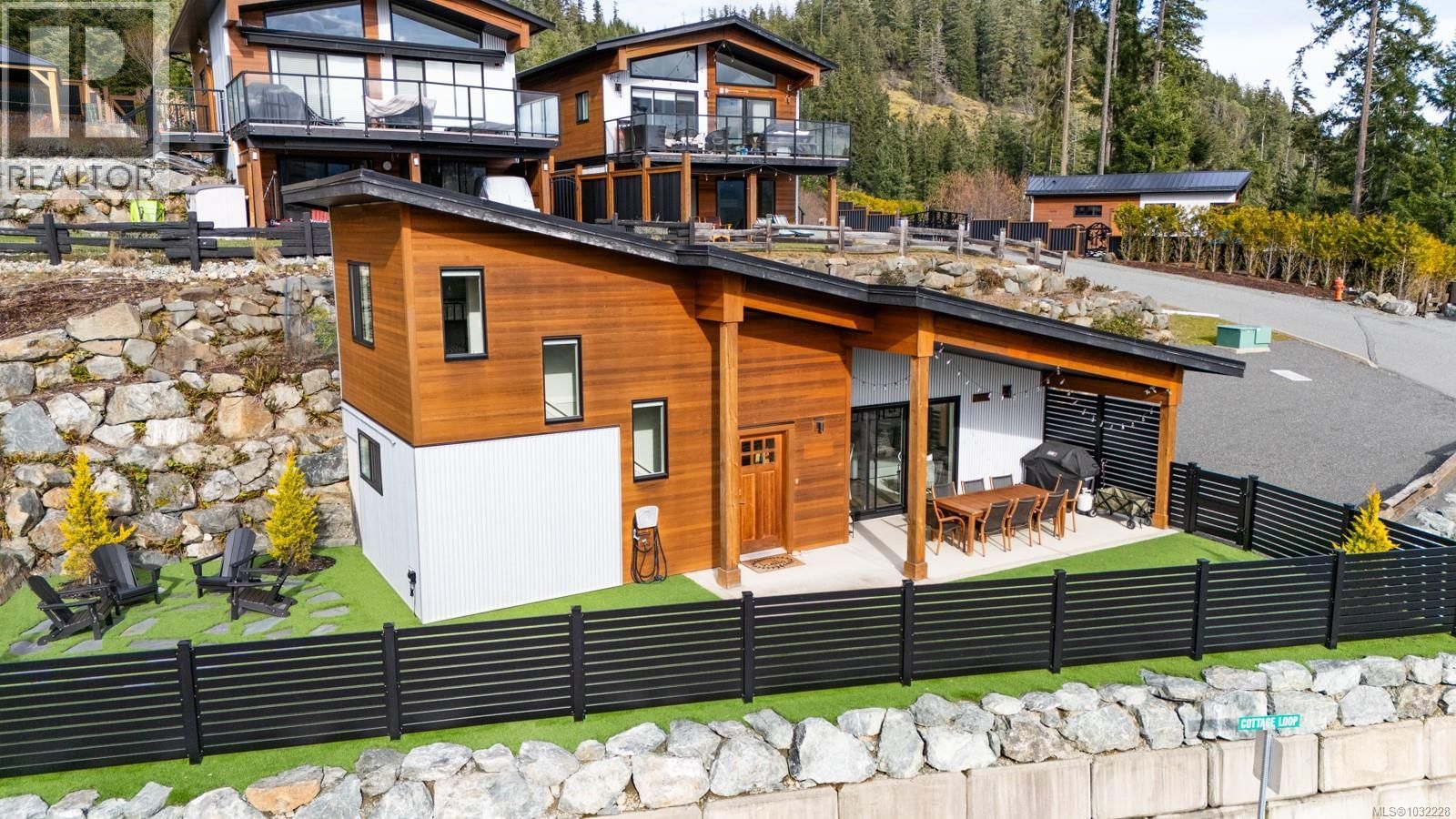 7405 COTTAGE WAY Image 29