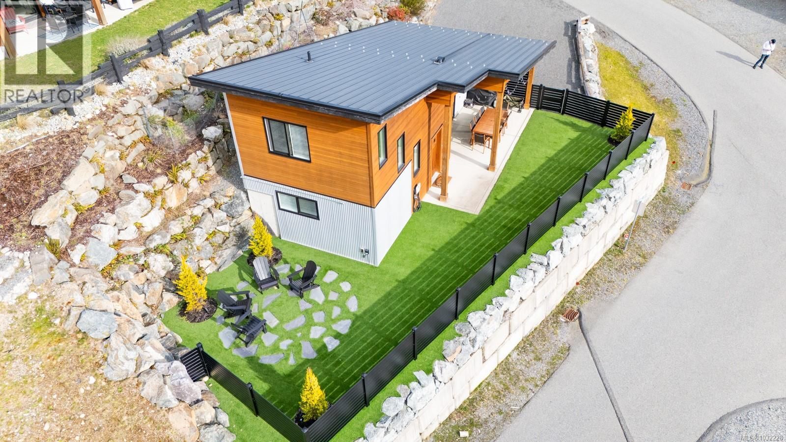 7405 COTTAGE WAY Image 3