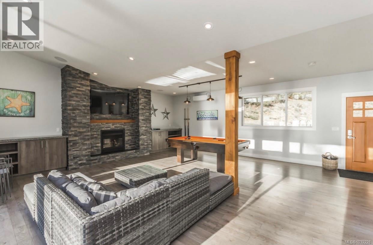 7405 COTTAGE WAY Image 38