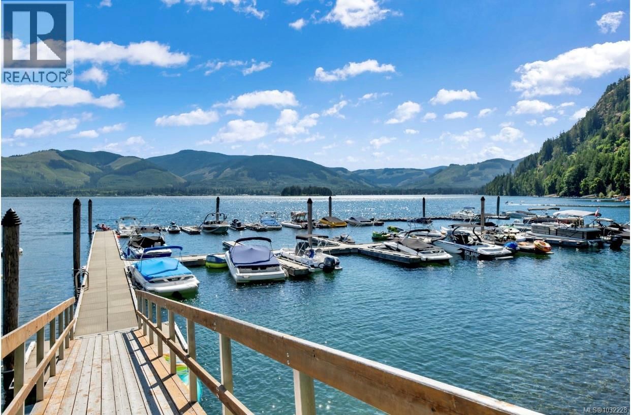 7405 COTTAGE WAY Image 4