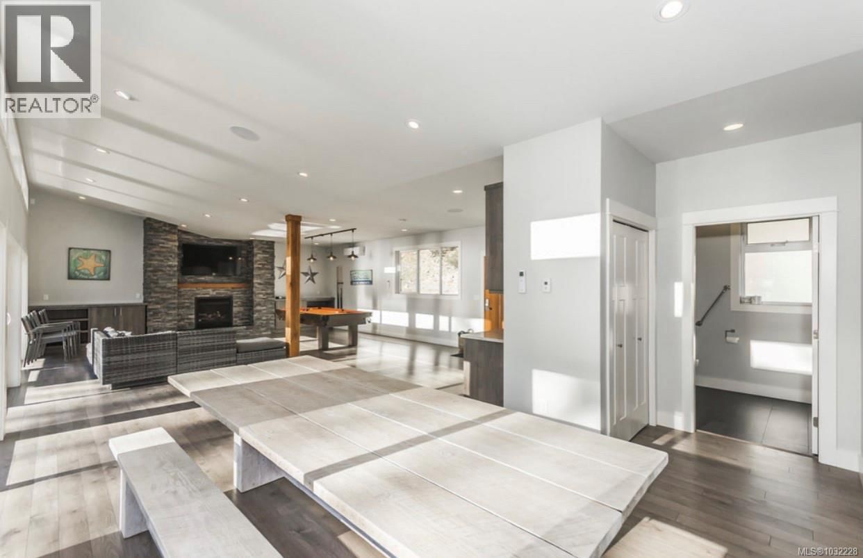 7405 COTTAGE WAY Image 41