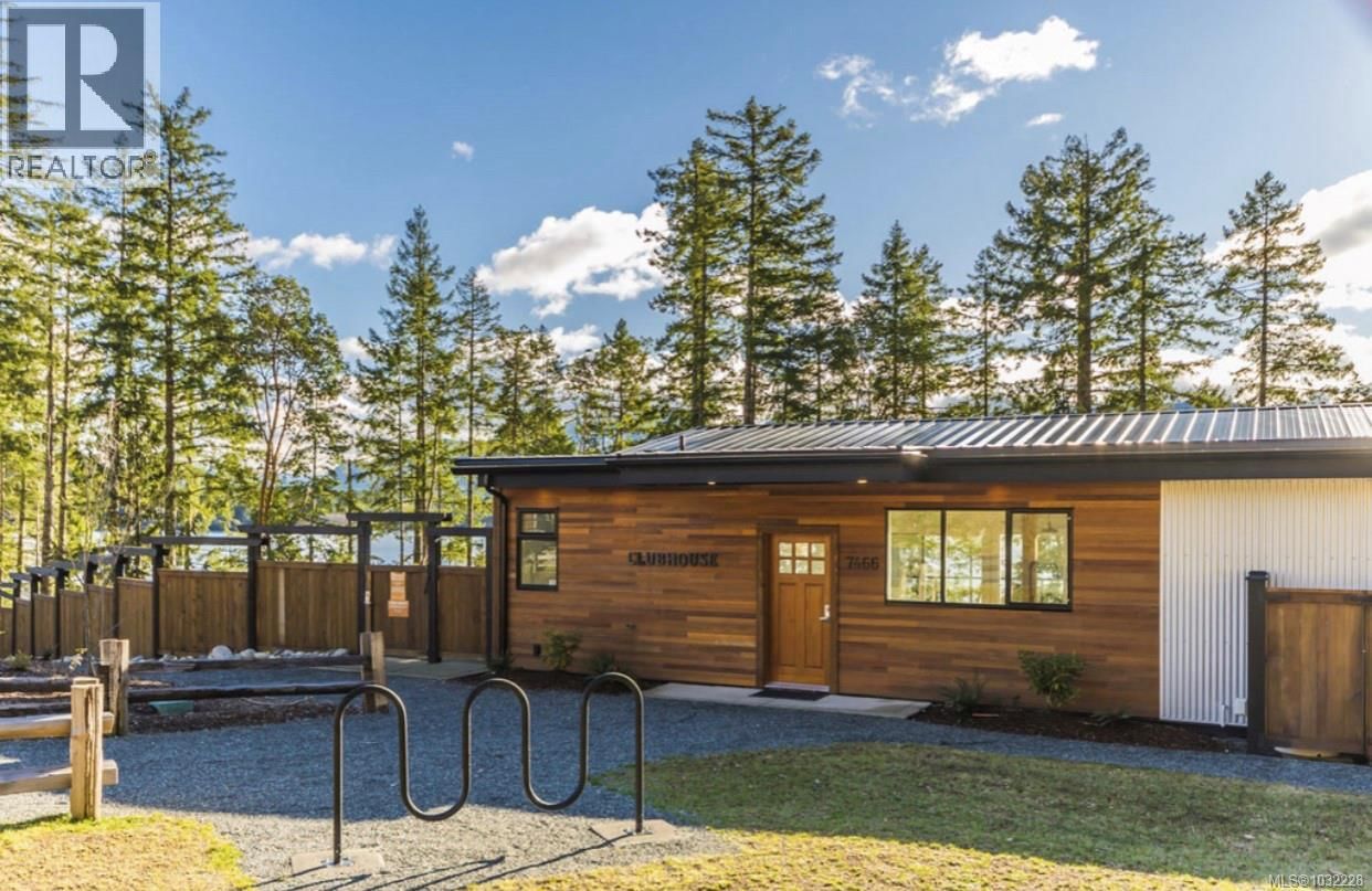 7405 COTTAGE WAY Image 6