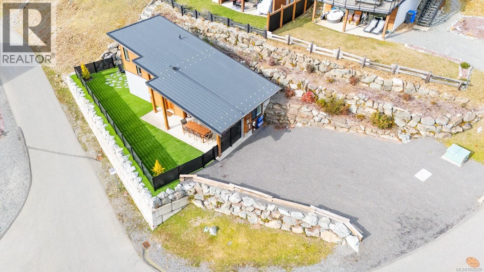 7405 COTTAGE WAY Image 9