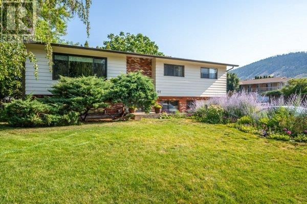 107 Acacia Crescent, Penticton, British Columbia (MLS 10322462)