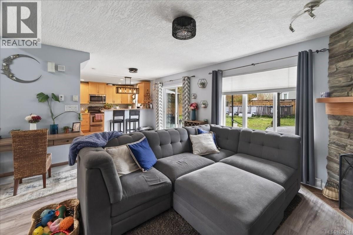 2460 DRIFTWOOD PLACE Image 11