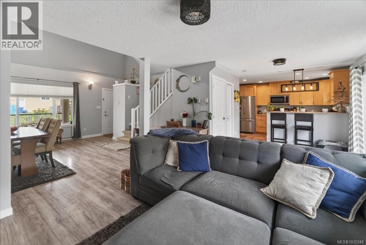 2460 DRIFTWOOD PLACE Image 12