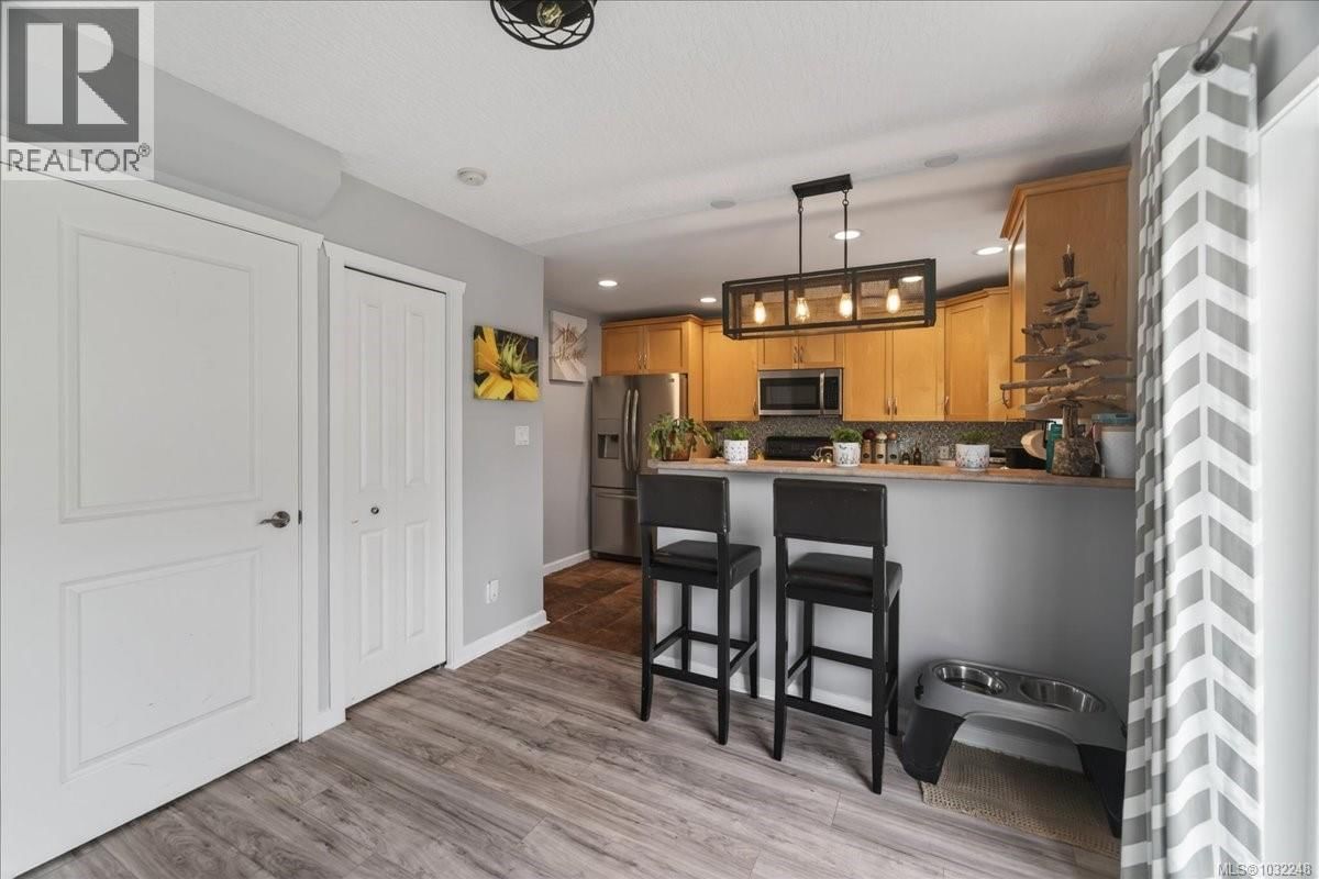 2460 DRIFTWOOD PLACE Image 14