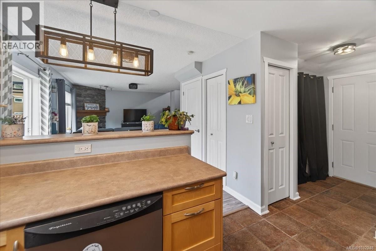 2460 DRIFTWOOD PLACE Image 17