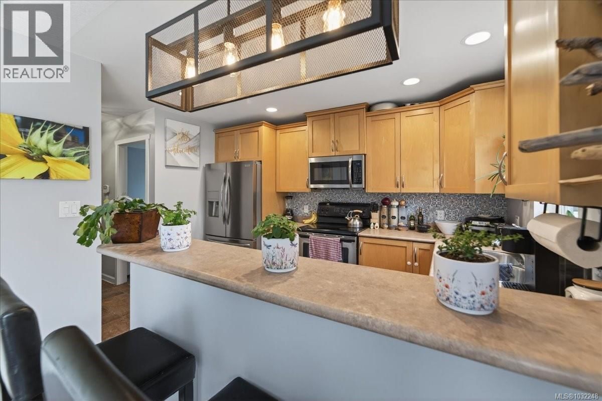 2460 DRIFTWOOD PLACE Image 18