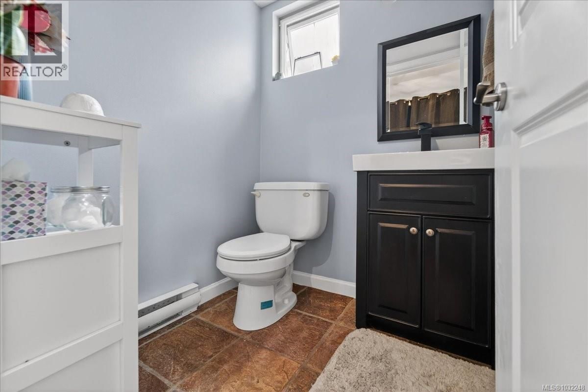 2460 DRIFTWOOD PLACE Image 19