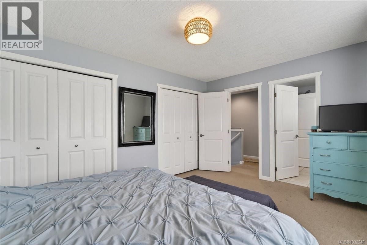 2460 DRIFTWOOD PLACE Image 21