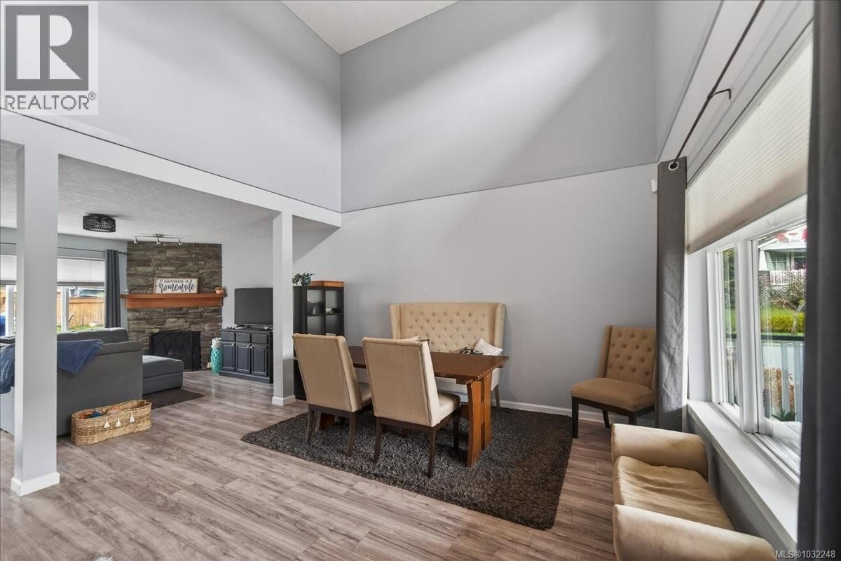 2460 DRIFTWOOD PLACE Image 5