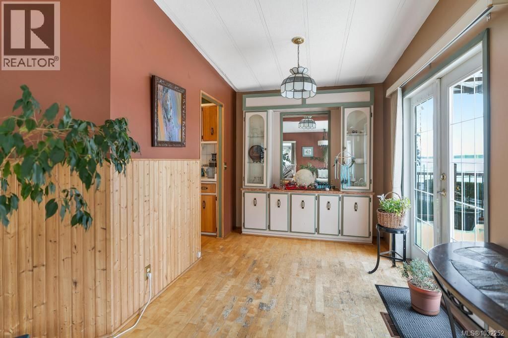 11090 Chemainus Road property photo