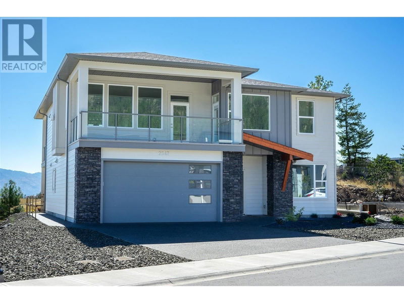 2547 Pinnacle Ridge Drive, West Kelowna, British Columbia (MLS 10322710)