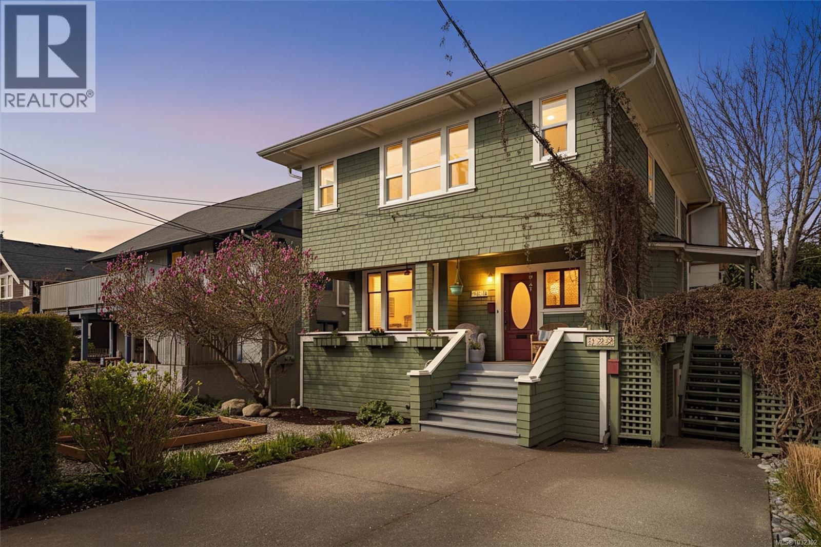 320 Moss Street, Victoria, British Columbia V8V 4M9