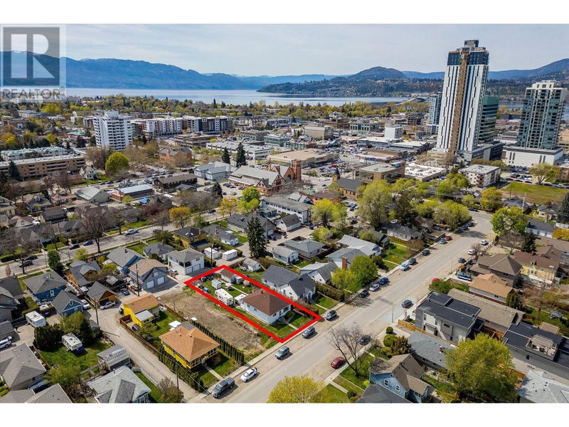 779 Lawson Avenue, Kelowna, British Columbia (MLS 10323226)