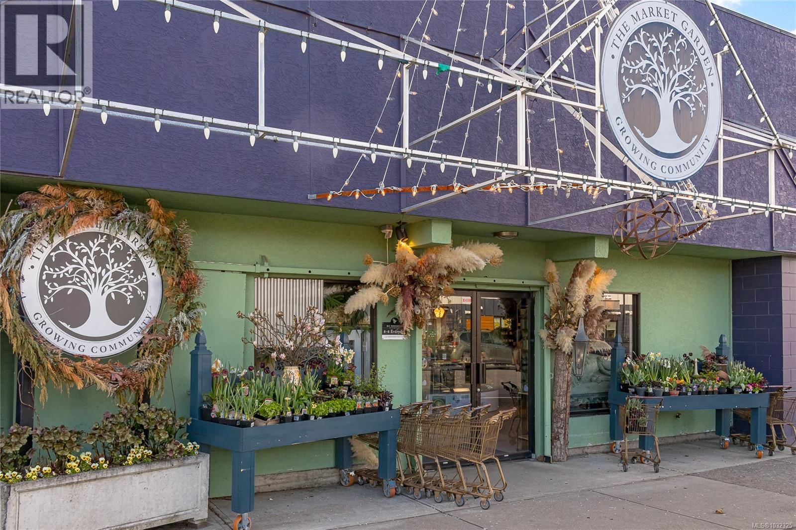 824 ELLERY STREET Image 25