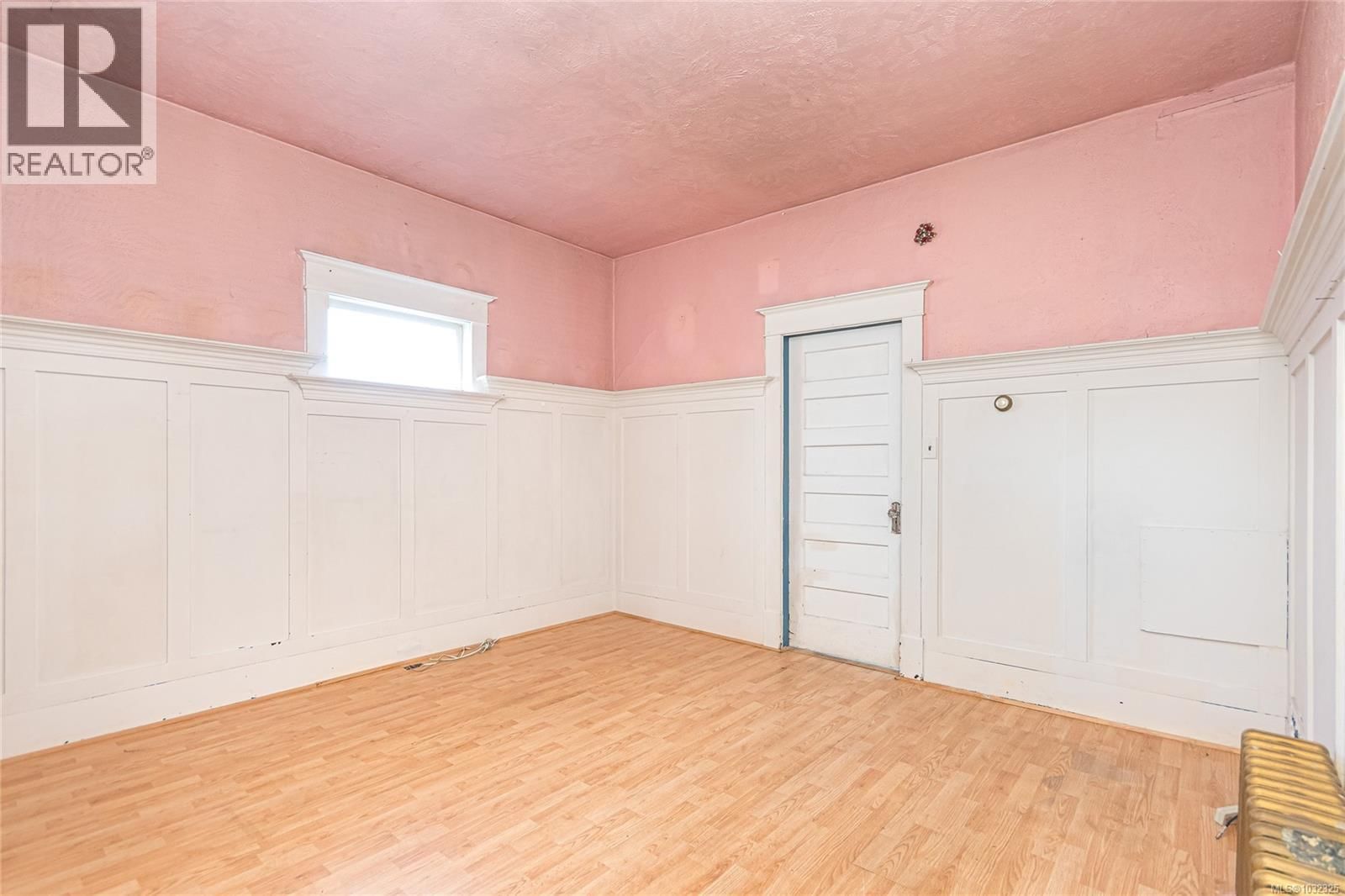 824 Ellery Street property photo