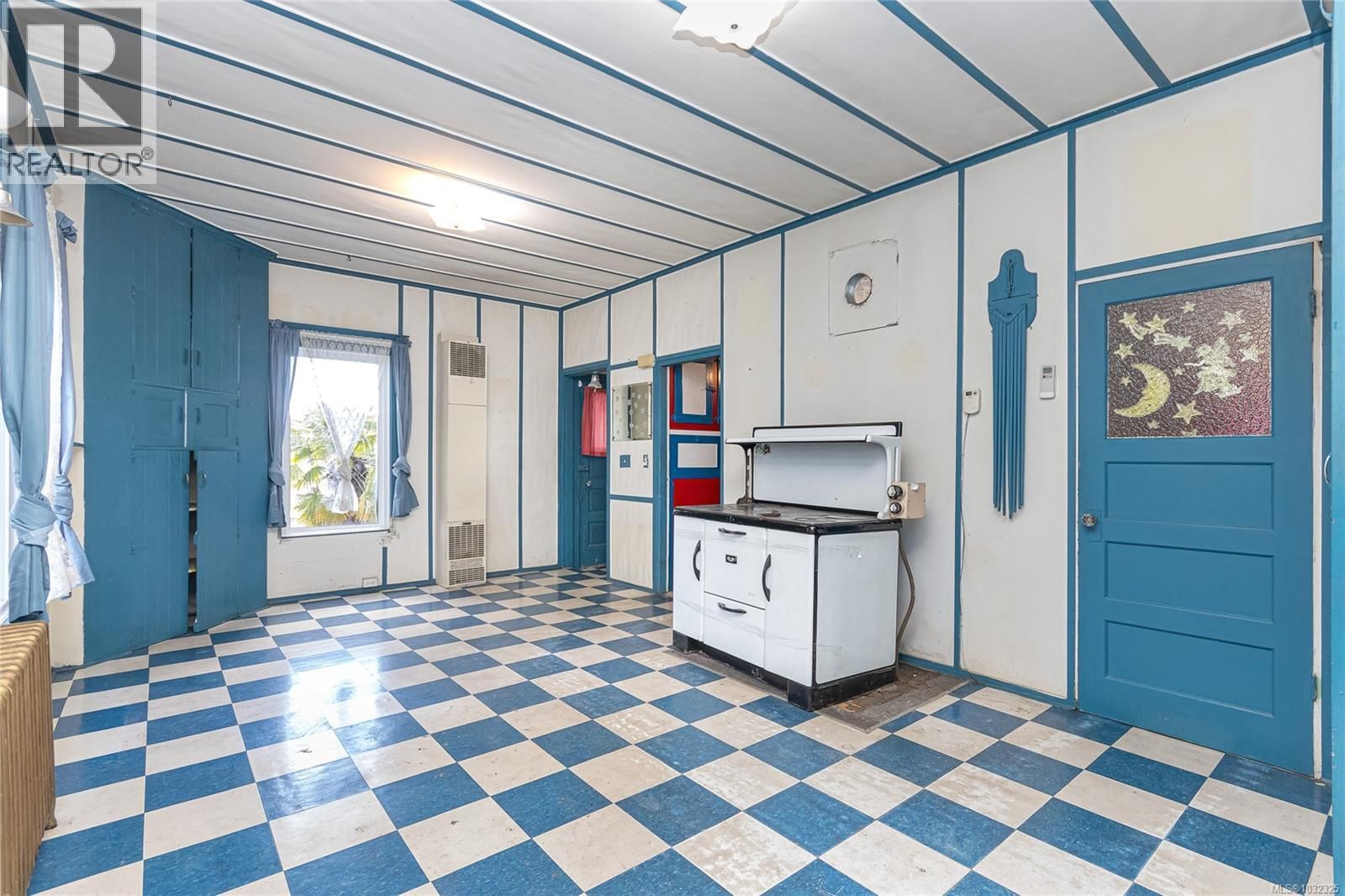 824 ELLERY STREET Image 6