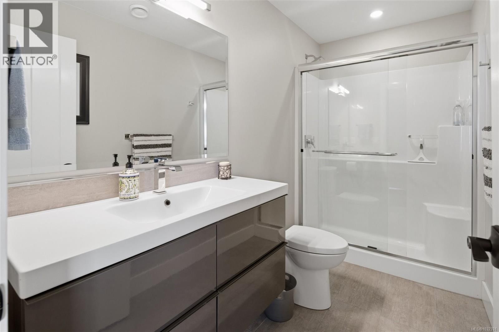 2480 LIGHTHOUSE POINT ROAD Image 73